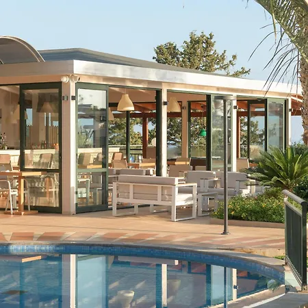 Apartahotel Asterias Village